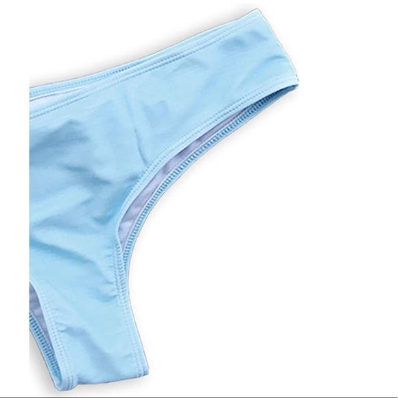 Light blue ruffle bikini - Picture 2 of 2